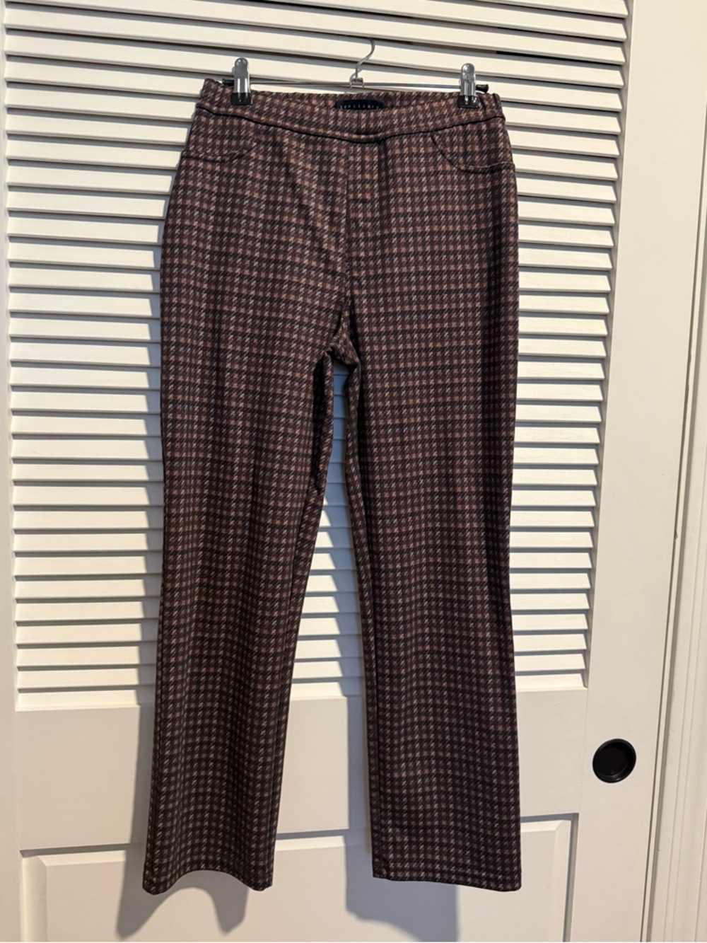 Sanctuary Daily Crop Legging in Pepple Plaid